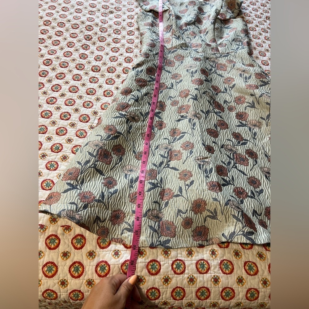 EUC Gal Meets Glam Lola Dancing Daisy Jacquard Midi Dress Size 4P Retails $188 - Picture 9 of 10